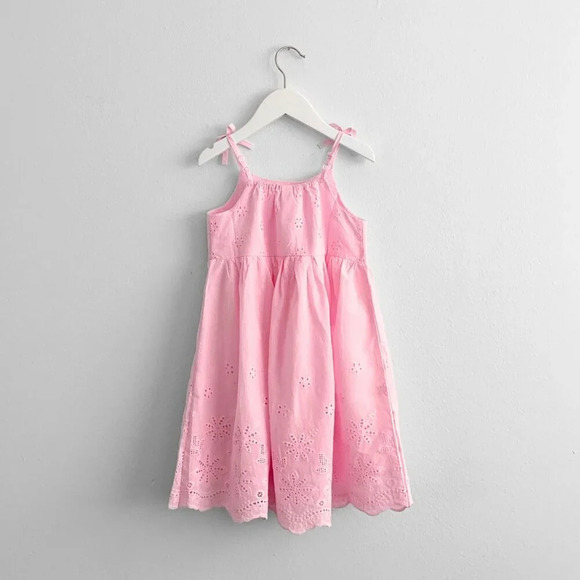 NWT Pretty Girls Dress Eyelet Lace Embroidery Bohemian Spring Summer Pink 18-24M - Picture 3 of 4